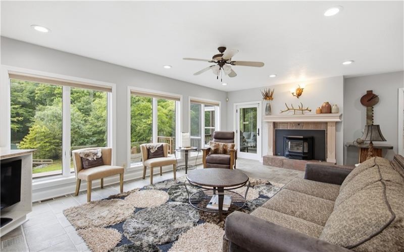 207 Youngstown Ridge Rd, Ligonier, 15658, 5 Bedrooms Bedrooms, 12 Rooms Rooms,5.2 BathroomsBathrooms,Residential,For Sale,Youngstown Ridge Rd,1771325