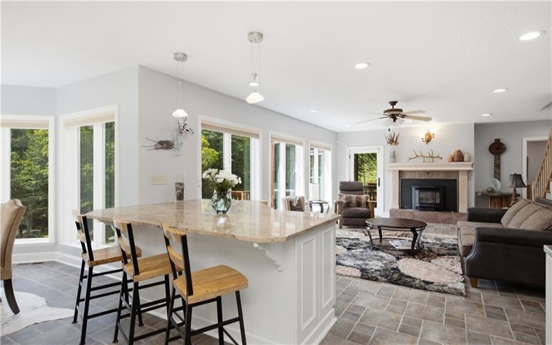 207 Youngstown Ridge Rd, Ligonier, 15658, 5 Bedrooms Bedrooms, 12 Rooms Rooms,5.2 BathroomsBathrooms,Residential,For Sale,Youngstown Ridge Rd,1771325