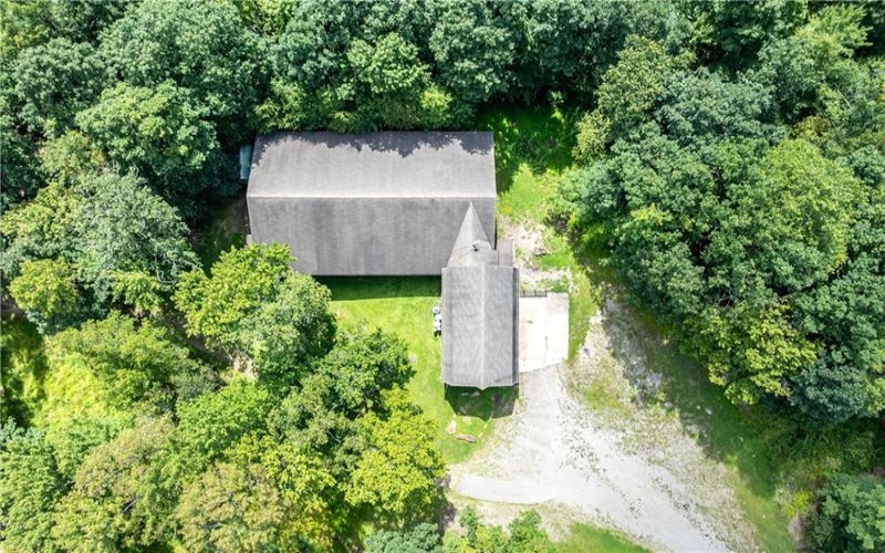 207 Youngstown Ridge Rd, Ligonier, 15658, 5 Bedrooms Bedrooms, 12 Rooms Rooms,5.2 BathroomsBathrooms,Residential,For Sale,Youngstown Ridge Rd,1771325