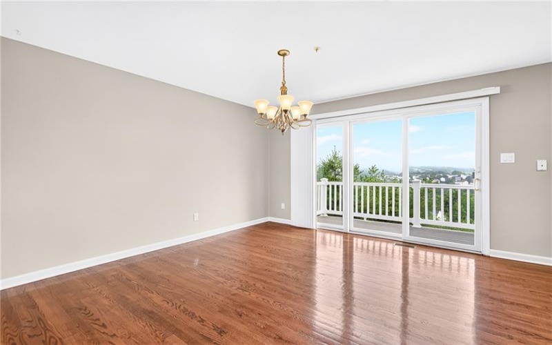 1066 Woodlawn Dr, Canonsburg, 15317, 3 Bedroom Bedrooms, 8 Room Rooms,2.1 BathroomBathrooms,Residential,For Sale,Woodlawn Dr,1771327