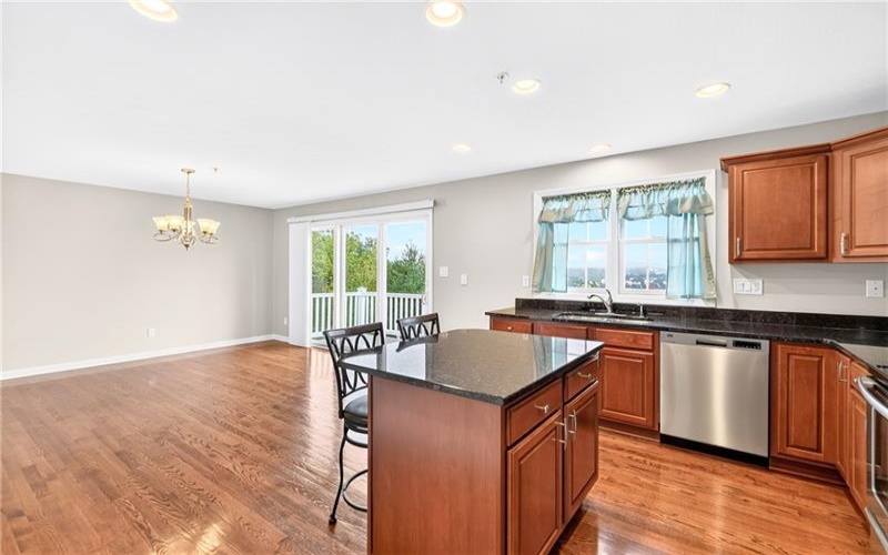1066 Woodlawn Dr, Canonsburg, 15317, 3 Bedroom Bedrooms, 8 Room Rooms,2.1 BathroomBathrooms,Residential,For Sale,Woodlawn Dr,1771327