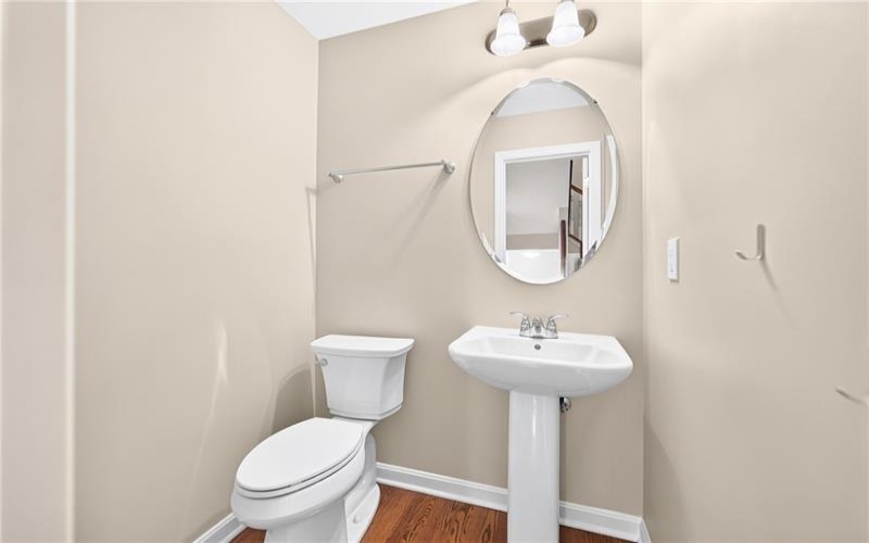 1066 Woodlawn Dr, Canonsburg, 15317, 3 Bedroom Bedrooms, 8 Room Rooms,2.1 BathroomBathrooms,Residential,For Sale,Woodlawn Dr,1771327