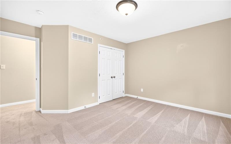 1066 Woodlawn Dr, Canonsburg, 15317, 3 Bedroom Bedrooms, 8 Room Rooms,2.1 BathroomBathrooms,Residential,For Sale,Woodlawn Dr,1771327