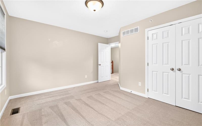 1066 Woodlawn Dr, Canonsburg, 15317, 3 Bedroom Bedrooms, 8 Room Rooms,2.1 BathroomBathrooms,Residential,For Sale,Woodlawn Dr,1771327