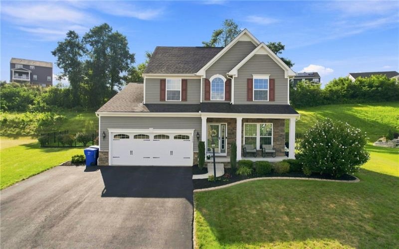 7773 Dominick Drive, North Huntingdon, 15642, 4 Bedroom Bedrooms, 11 Room Rooms,3.1 BathroomBathrooms,Residential,For Sale,Dominick Drive,1771358