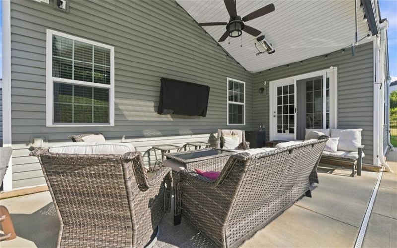 7773 Dominick Drive, North Huntingdon, 15642, 4 Bedroom Bedrooms, 11 Room Rooms,3.1 BathroomBathrooms,Residential,For Sale,Dominick Drive,1771358