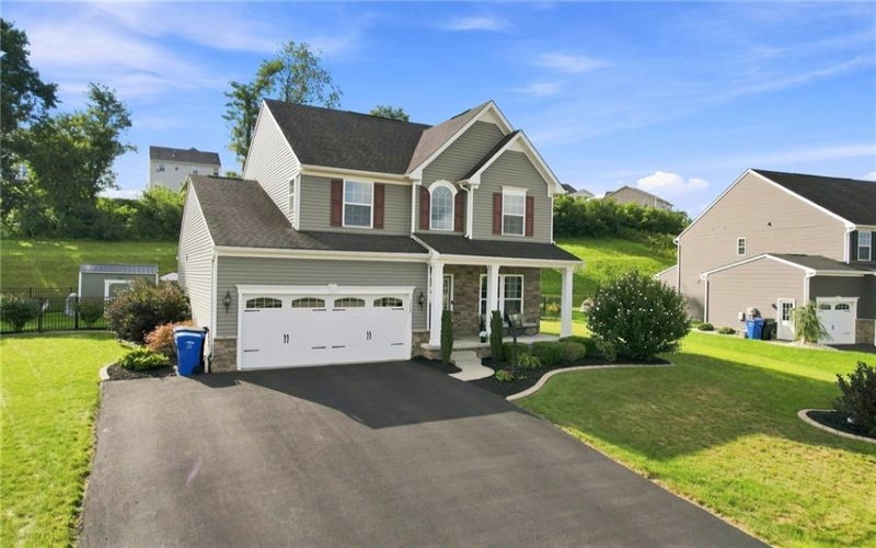 7773 Dominick Drive, North Huntingdon, 15642, 4 Bedroom Bedrooms, 11 Room Rooms,3.1 BathroomBathrooms,Residential,For Sale,Dominick Drive,1771358