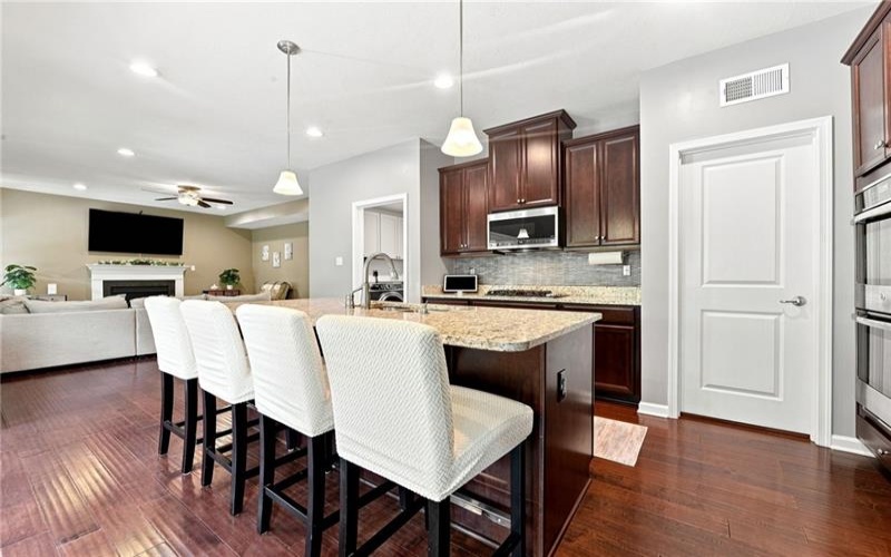 7773 Dominick Drive, North Huntingdon, 15642, 4 Bedroom Bedrooms, 11 Room Rooms,3.1 BathroomBathrooms,Residential,For Sale,Dominick Drive,1771358