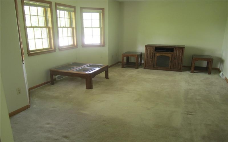 141 WOODIES ROAD, WAYNESBURG, 15370, 3 Bedroom Bedrooms, 11 Room Rooms,3 BathroomBathrooms,Residential,For Sale,WOODIES ROAD,1757401