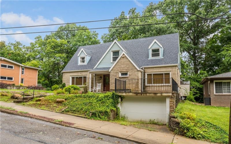 162 Grandview Way, Charleroi, 15022, 3 Bedroom Bedrooms, ,2.1 BathroomBathrooms,Residential,For Sale,Grandview Way,1771457
