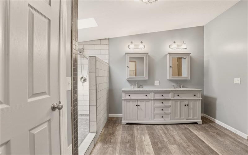 54 Brodview Ln, Berlin, 15530, 3 Bedrooms Bedrooms, ,2 BathroomsBathrooms,Residential,For Sale,Brodview Ln,1753940