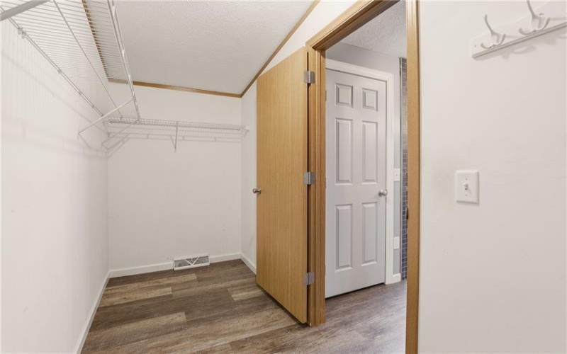 54 Brodview Ln, Berlin, 15530, 3 Bedrooms Bedrooms, ,2 BathroomsBathrooms,Residential,For Sale,Brodview Ln,1753940