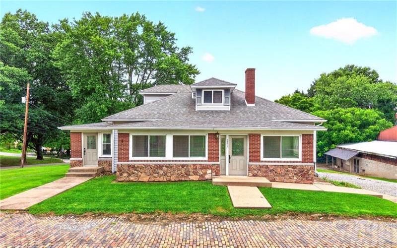 1365 Mount Pleasant Rd, Greensburg, 15601, ,Multi-unit,For Sale,Mount Pleasant Rd,1769068