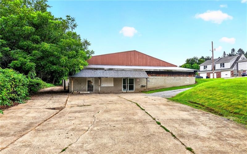 1365 Mount Pleasant Rd, Greensburg, 15601, ,Multi-unit,For Sale,Mount Pleasant Rd,1769068