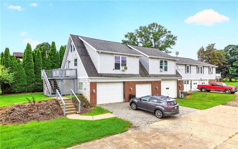 1365 Mount Pleasant Rd, Greensburg, 15601, ,Multi-unit,For Sale,Mount Pleasant Rd,1769068