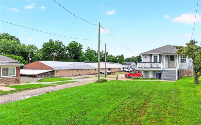 1365 Mount Pleasant Rd, Greensburg, 15601, ,Multi-unit,For Sale,Mount Pleasant Rd,1769068
