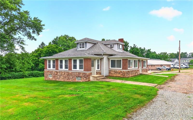1365 Mount Pleasant Rd, Greensburg, 15601, ,Multi-unit,For Sale,Mount Pleasant Rd,1769068