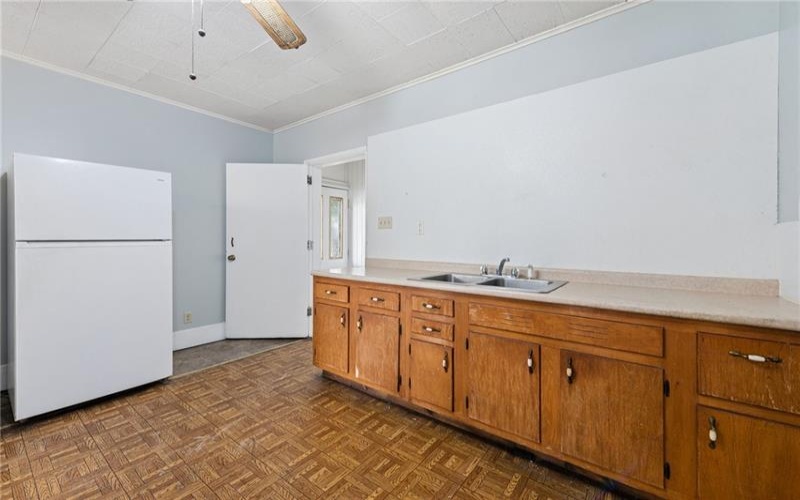 701 MCKEAN AVE, Charleroi, 15022, 3 Bedrooms Bedrooms, ,1.1 BathroomsBathrooms,Residential,For Sale,MCKEAN AVE,1769227
