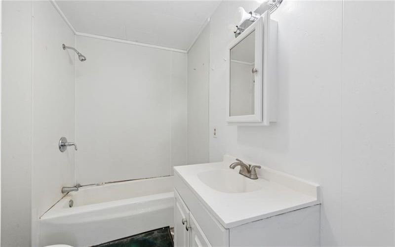 701 MCKEAN AVE, Charleroi, 15022, 3 Bedrooms Bedrooms, ,1.1 BathroomsBathrooms,Residential,For Sale,MCKEAN AVE,1769227