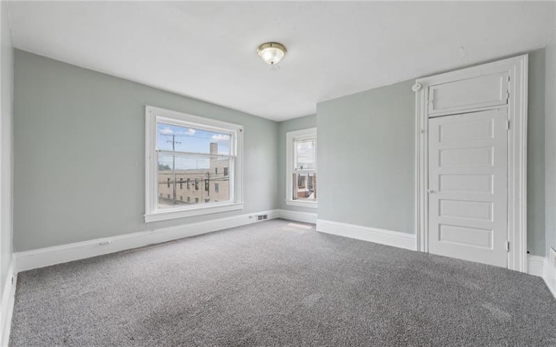 701 MCKEAN AVE, Charleroi, 15022, 3 Bedrooms Bedrooms, ,1.1 BathroomsBathrooms,Residential,For Sale,MCKEAN AVE,1769227