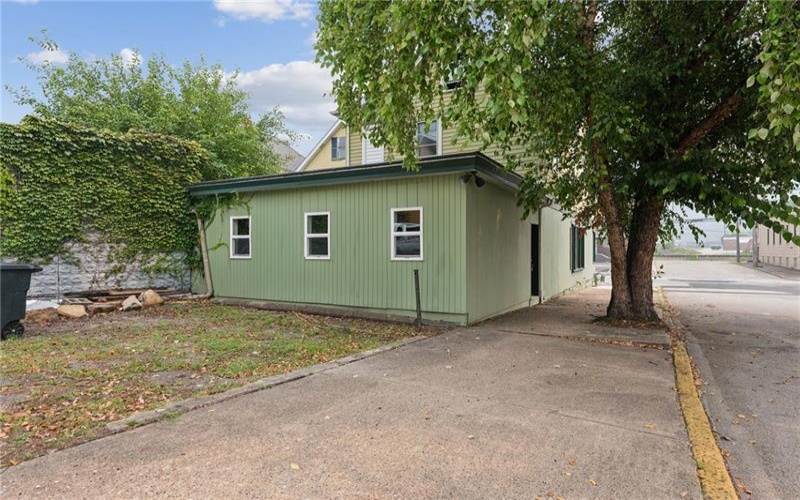 701 MCKEAN AVE, Charleroi, 15022, 3 Bedrooms Bedrooms, ,1.1 BathroomsBathrooms,Residential,For Sale,MCKEAN AVE,1769227