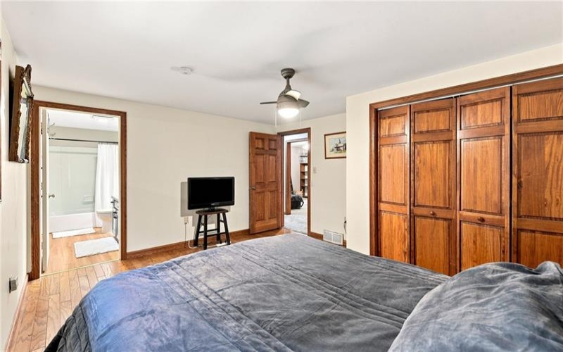 859 Meadowbrook Rd, Trafford, 15085, 5 Bedroom Bedrooms, 12 Room Rooms,4 BathroomBathrooms,Residential,For Sale,Meadowbrook Rd,1771532