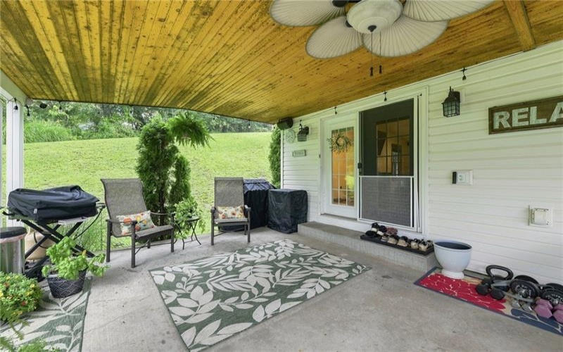 859 Meadowbrook Rd, Trafford, 15085, 5 Bedroom Bedrooms, 12 Room Rooms,4 BathroomBathrooms,Residential,For Sale,Meadowbrook Rd,1771532