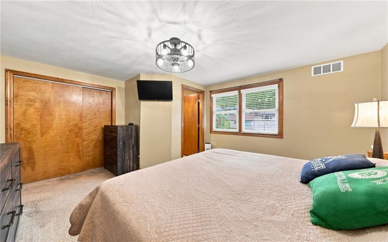 11479 Drop Rd, Irwin, 15642, 4 Bedroom Bedrooms, ,2.1 BathroomBathrooms,Residential,For Sale,Drop Rd,1771542