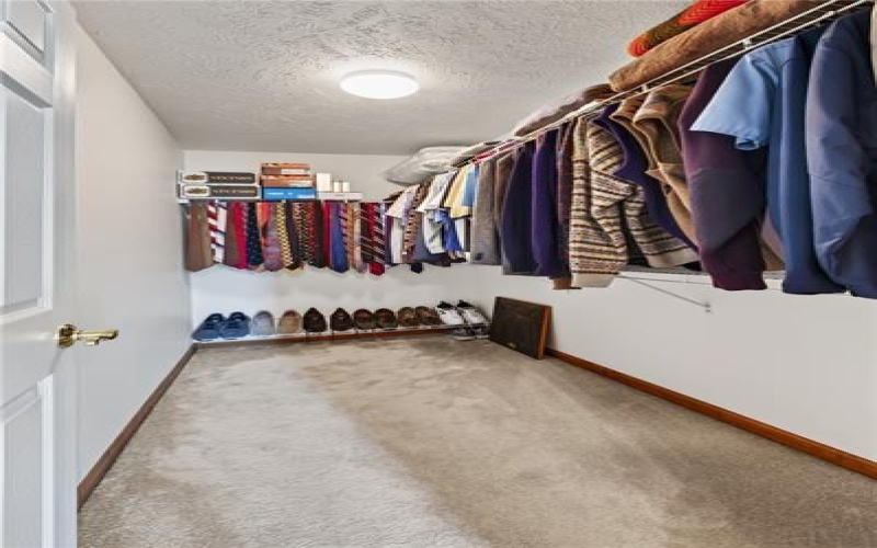 505 Kristi Drive, Greensburg, 15601, 3 Bedroom Bedrooms, 7 Room Rooms,2 BathroomBathrooms,Residential,For Sale,Kristi Drive,1771578