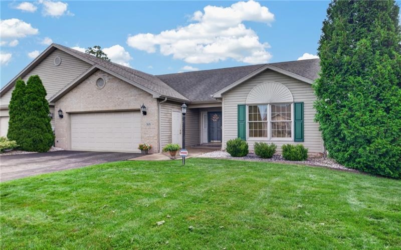 505 Kristi Drive, Greensburg, 15601, 3 Bedroom Bedrooms, 7 Room Rooms,2 BathroomBathrooms,Residential,For Sale,Kristi Drive,1771578