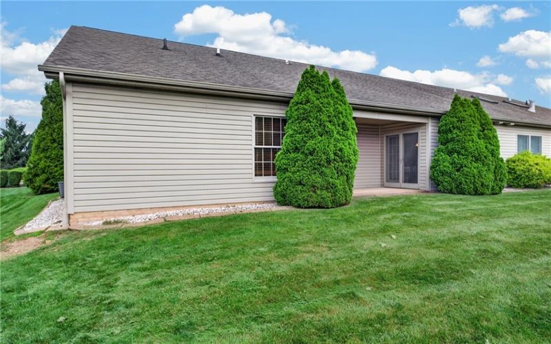 505 Kristi Drive, Greensburg, 15601, 3 Bedroom Bedrooms, 7 Room Rooms,2 BathroomBathrooms,Residential,For Sale,Kristi Drive,1771578