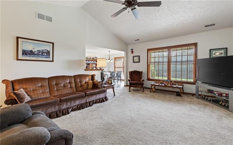 505 Kristi Drive, Greensburg, 15601, 3 Bedroom Bedrooms, 7 Room Rooms,2 BathroomBathrooms,Residential,For Sale,Kristi Drive,1771578