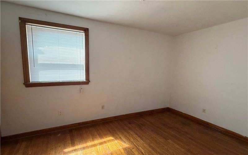 224 5th Street, Jeannette, 15644, ,Commercial-industrial-business,For Sale,5th Street,1771640