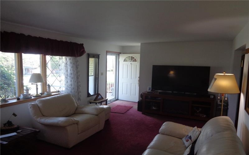 781 Homestead Ave, Scottdale, 15683, 2 Bedroom Bedrooms, 5 Room Rooms,1 BathroomBathrooms,Residential,For Sale,Homestead Ave,1771663