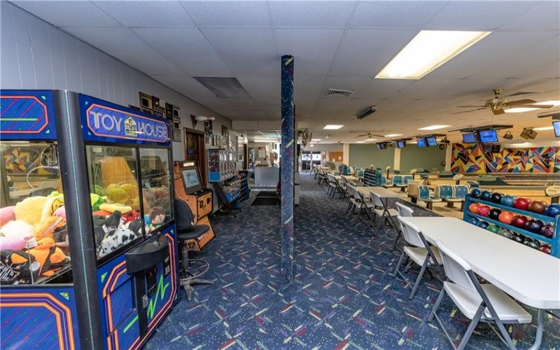 200 Baughman Ave, Jeannette, 15644, ,Commercial-industrial-business,For Sale,Baughman Ave,1771707