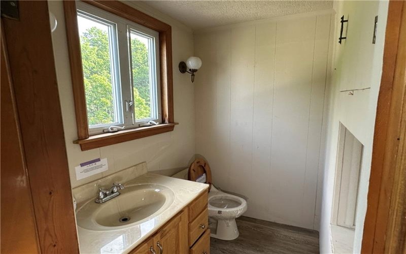 409 2nd St, Vestaburg, 15368, 4 Bedroom Bedrooms, 9 Room Rooms,1.1 BathroomBathrooms,Residential,For Sale,2nd St,1759382