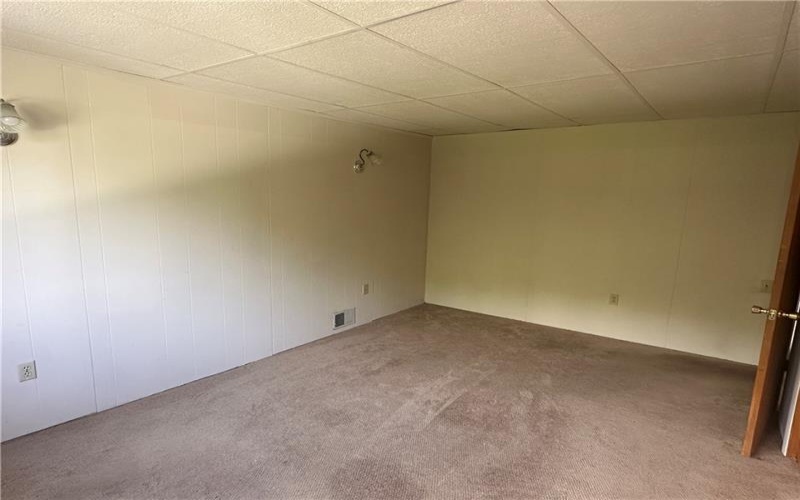 409 2nd St, Vestaburg, 15368, 4 Bedroom Bedrooms, 9 Room Rooms,1.1 BathroomBathrooms,Residential,For Sale,2nd St,1759382