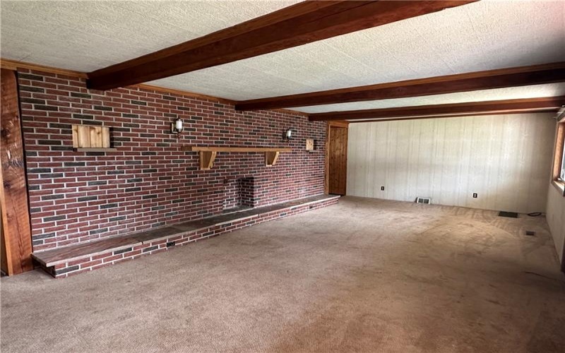 409 2nd St, Vestaburg, 15368, 4 Bedroom Bedrooms, 9 Room Rooms,1.1 BathroomBathrooms,Residential,For Sale,2nd St,1759382
