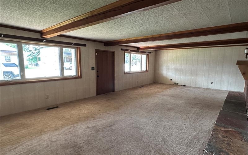 409 2nd St, Vestaburg, 15368, 4 Bedroom Bedrooms, 9 Room Rooms,1.1 BathroomBathrooms,Residential,For Sale,2nd St,1759382
