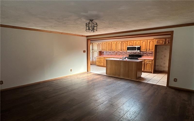 409 2nd St, Vestaburg, 15368, 4 Bedroom Bedrooms, 9 Room Rooms,1.1 BathroomBathrooms,Residential,For Sale,2nd St,1759382