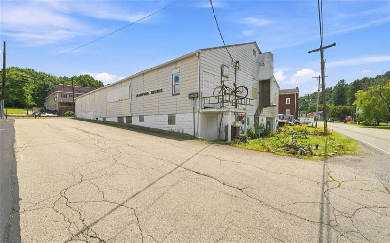204 2nd Avenue, Sutersville, 15083, 2 Bedroom Bedrooms, 4 Room Rooms,1.1 BathroomBathrooms,Residential,For Sale,2nd Avenue,1766623