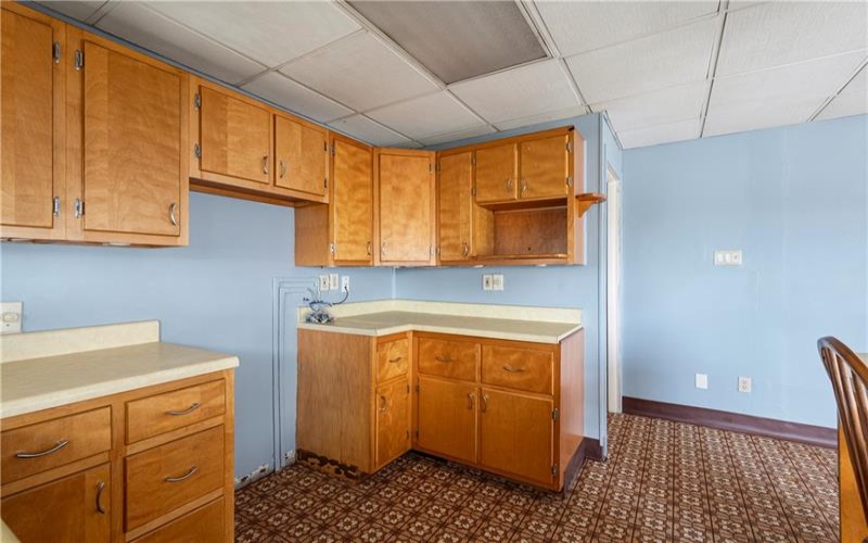 223 Pershing Dr, New Kensington, 15068, 4 Bedroom Bedrooms, 7 Room Rooms,1.2 BathroomBathrooms,Residential,For Sale,Pershing Dr,1771338