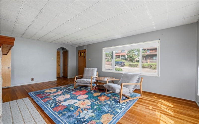 223 Pershing Dr, New Kensington, 15068, 4 Bedroom Bedrooms, 7 Room Rooms,1.2 BathroomBathrooms,Residential,For Sale,Pershing Dr,1771338