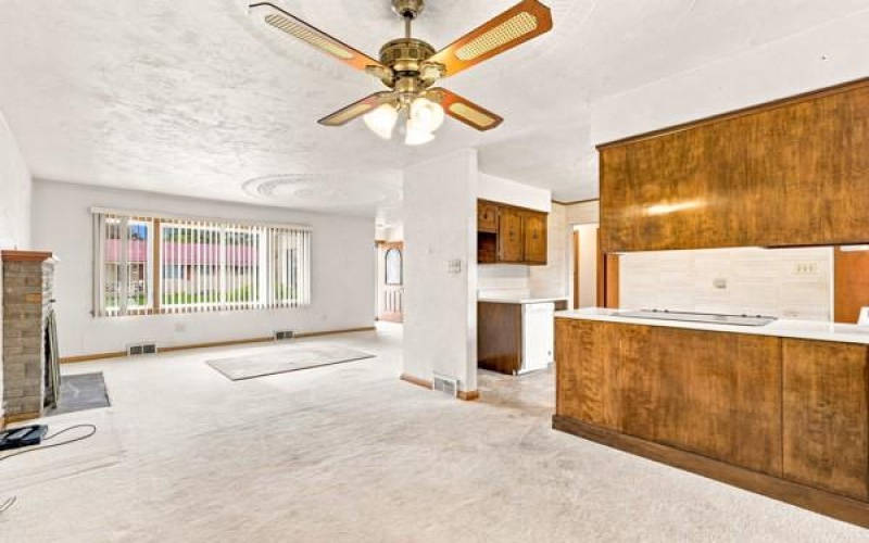 521 Columbia Ave, Somerset, 15501, 3 Bedroom Bedrooms, ,2 BathroomBathrooms,Residential,For Sale,Columbia Ave,1771725