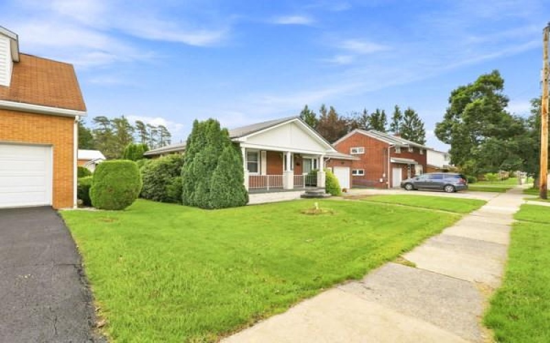 521 Columbia Ave, Somerset, 15501, 3 Bedroom Bedrooms, ,2 BathroomBathrooms,Residential,For Sale,Columbia Ave,1771725