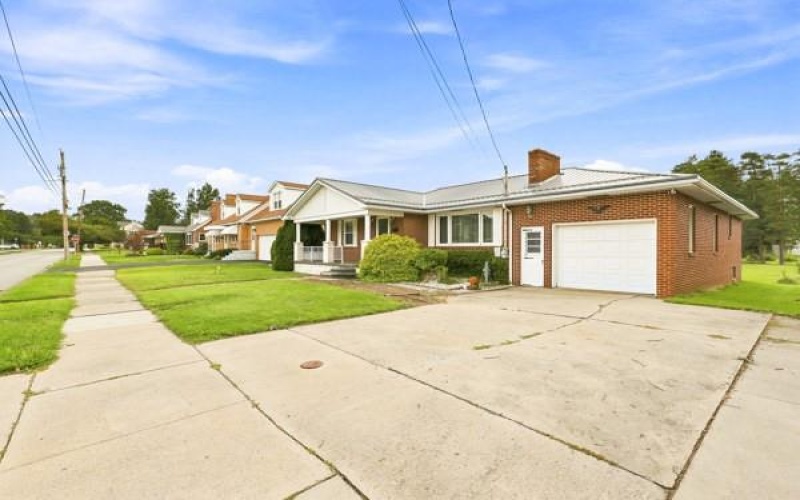 521 Columbia Ave, Somerset, 15501, 3 Bedroom Bedrooms, ,2 BathroomBathrooms,Residential,For Sale,Columbia Ave,1771725