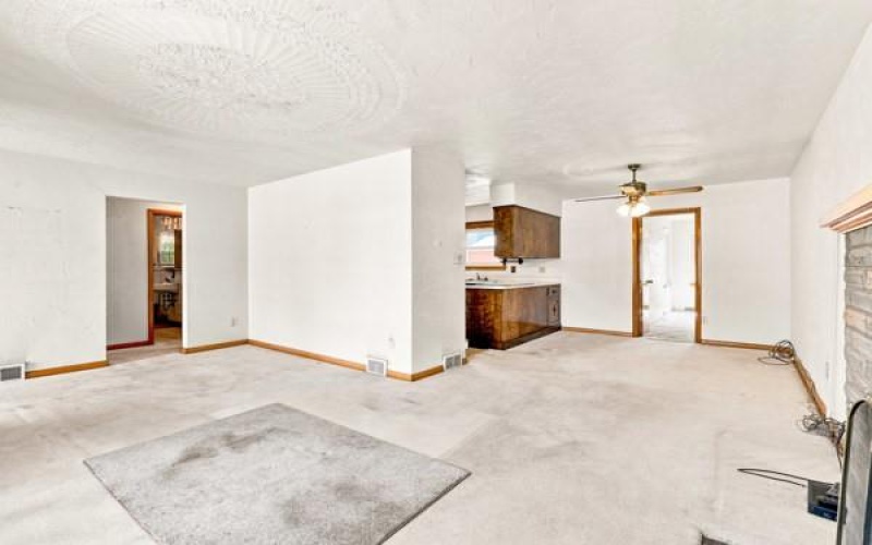 521 Columbia Ave, Somerset, 15501, 3 Bedroom Bedrooms, ,2 BathroomBathrooms,Residential,For Sale,Columbia Ave,1771725