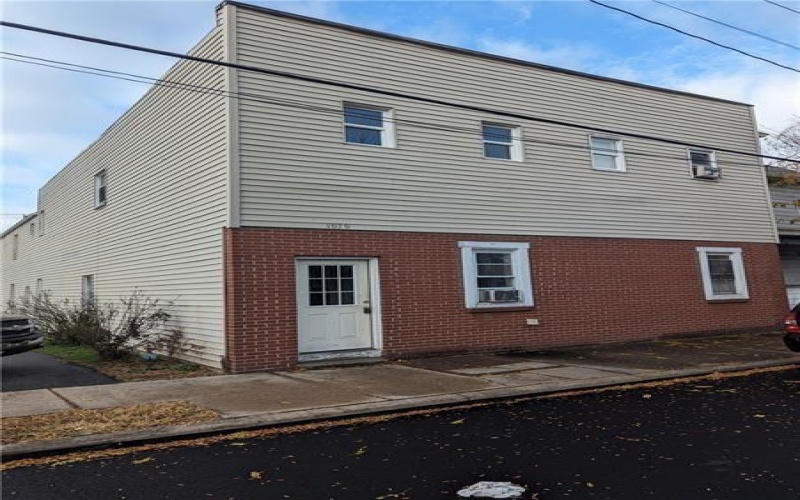 1079 3rd Ave, New Kensington, 15068, ,1 BathroomBathrooms,Lease,For Rent,3rd Ave,1771729