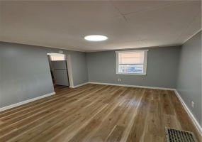 1079 3rd Ave, New Kensington, 15068, ,1 BathroomBathrooms,Lease,For Rent,3rd Ave,1771729