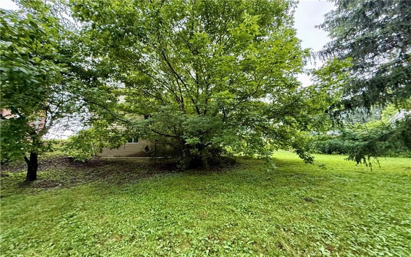 527 Sugar Lane, Clarksville, 15322, 2 Bedrooms Bedrooms, ,Residential,For Sale,Sugar Lane,1771750